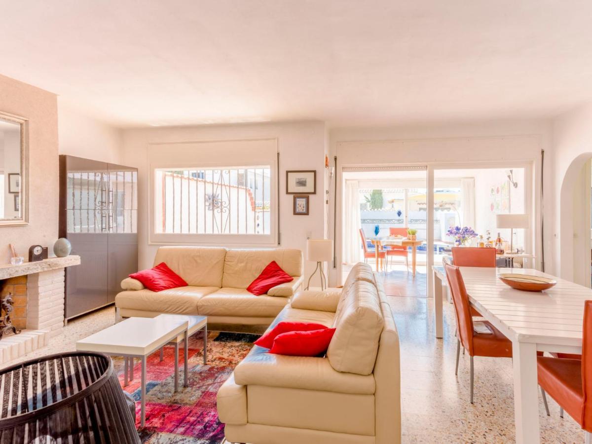 Holiday Home Peni By Interhome Ampuriabrava Exterior foto